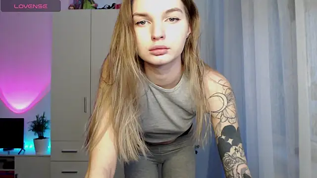 lounahyan online show from December 2, 11:59 am