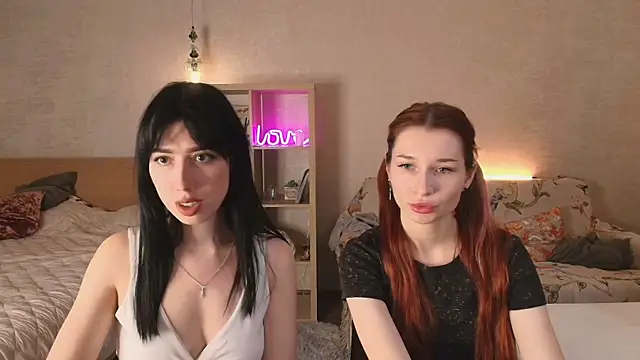 KeithTown online show from October 25, 5:30 pm