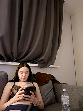 KeithTown online show from February 14, 5:32 pm