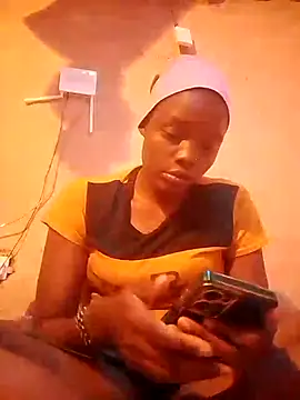 Snapshot of QUEEN-NAIMA chatting on September 17, 9:22 am QUEEN-NAIMA online show from September 17, 9:22 am