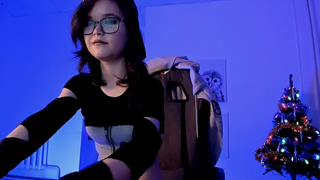 Elainebeness online show from December 21, 2:09 am