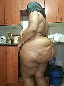 thicktash online show from March 14, 6:29 pm