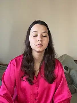 PoppyRobinson online show from December 19, 8:13 am