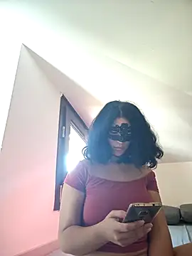 salomea r online show from November 23, 1:55 pm