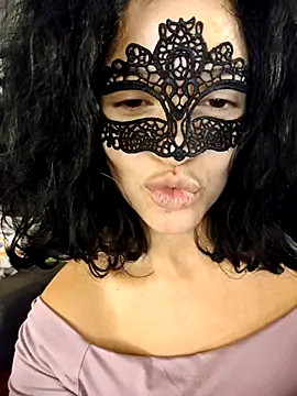 salomea r online show from December 21, 7:32 pm