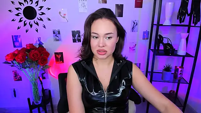 JaneWyatt online show from March 8, 7:38 am