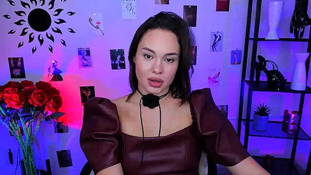 JaneWyatt online show from March 12, 10:05 am