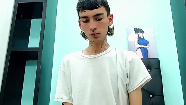 Snapshot of ttimy_x_boy chatting on December 23, 8:45 am ttimy x boy online show from December 23, 8:45 am