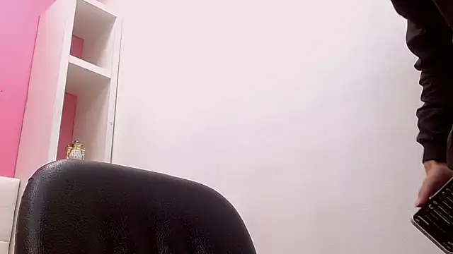 ttimy x boy online show from April 7, 8:09 pm