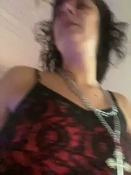 magalunabb online show from December 17, 5:41 pm