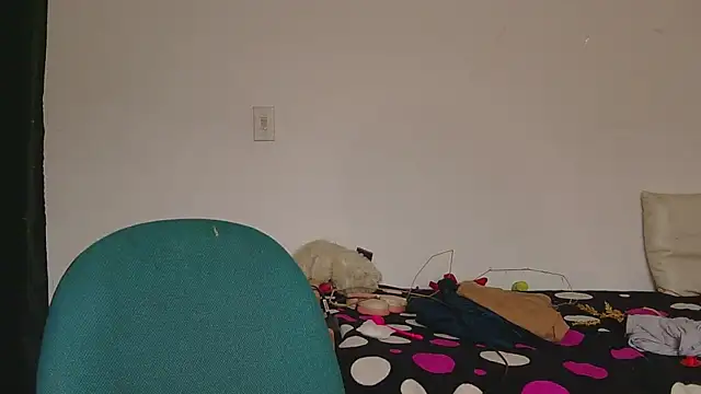 Miss oliviaa online show from January 4, 7:44 pm