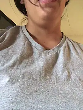 Miss oliviaa online show from January 5, 3:13 pm