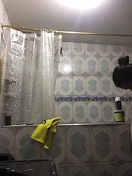 Miss oliviaa online show from January 6, 2:25 pm