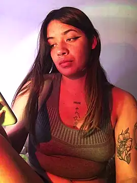 Miss oliviaa online show from February 7, 12:31 am