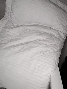 fofinhaa12 online show from March 19, 5:17 pm