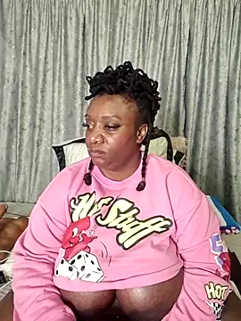 ThickianaRider online show from April 9, 3:50 am