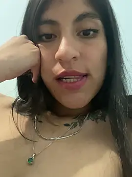 Sweett Sarita online show from January 5, 3:00 am