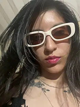 Sweett Sarita online show from February 14, 4:47 am