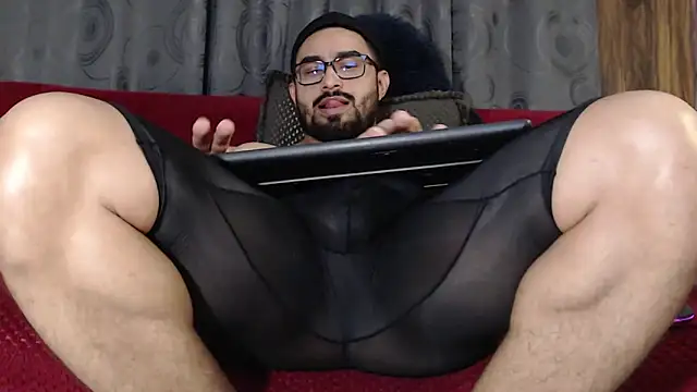 Ryan-theman online show from November 7, 12:54 am