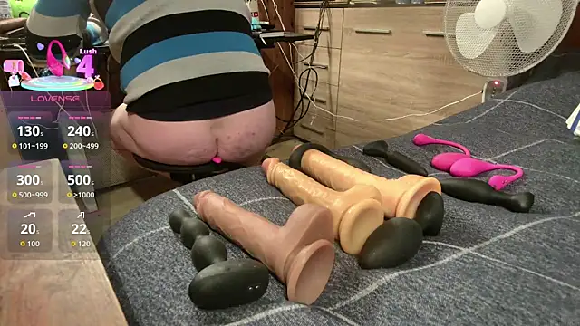 misteryman1956 online show from September 27, 3:44 am