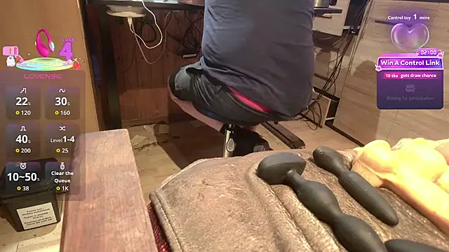 misteryman1956 online show from July 15, 4:01 pm