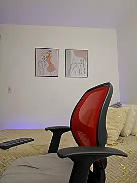 VictoriaEvaans  online show from December 24, 10:17 pm