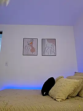 VictoriaEvaans  online show from February 26, 9:37 pm