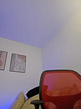 VictoriaEvaans  online show from March 22, 10:48 pm