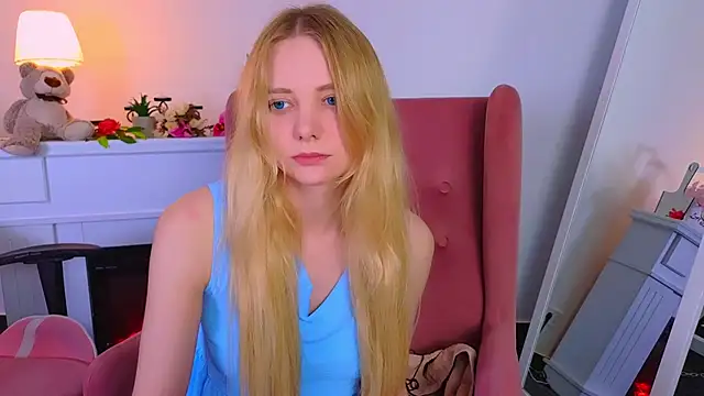 MirraBellanta online show from February 21, 9:43 pm