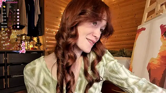 such juicee online show from December 8, 7:11 pm