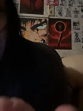 Snapshot of Pepe-pupu chatting on November 15, 11:40 am Pepe-pupu online show from November 15, 11:40 am