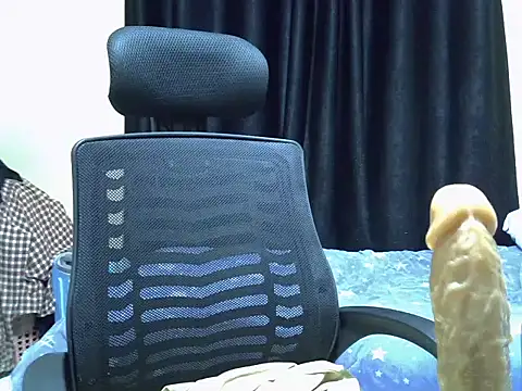 Horny-slut  online show from July 16, 8:37 pm