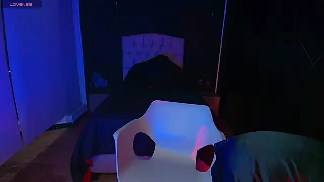 NatashaMason  online show from March 11, 11:33 am