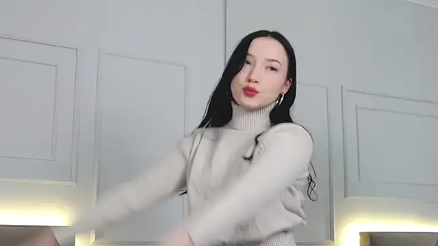 Snapshot of LeilaLow chatting on March 20, 12:00 pm LeilaLow online show from March 20, 12:00 pm