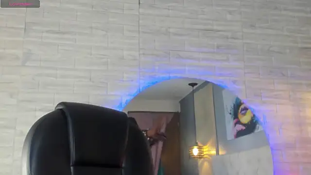 Snapshot of nicole__parker1 chatting on January 16, 12:53 pm nicole parker1 online show from January 16, 12:53 pm