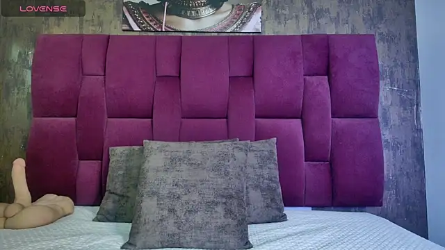 Snapshot of nicole__parker1 chatting on October 21, 7:03 pm nicole parker1 online show from October 21, 7:03 pm