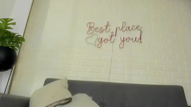 karina gomez 18 online show from February 19, 11:39 am