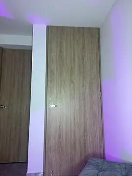 Issabela G1 online show from February 8, 8:21 pm