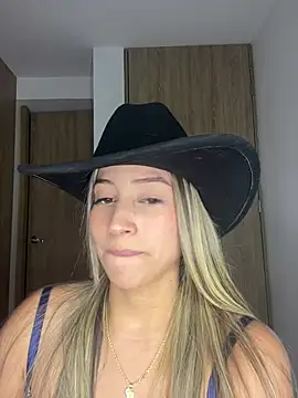 Issabela G1 online show from March 19, 3:52 am