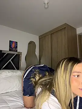 Issabela G1 online show from February 11, 2:05 am