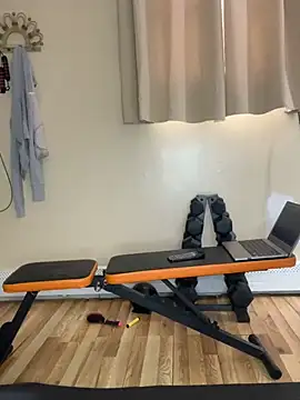 Luluof online show from February 12, 1:59 pm