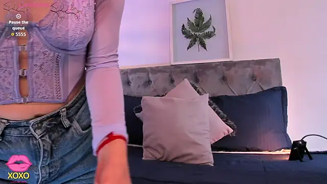 Nami sunny online show from November 5, 6:52 pm