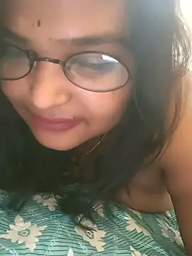 Snapshot of Ashwini_Gowda_91 chatting on December 8, 12:30 pm Ashwini Gowda 91 online show from December 8, 12:30 pm