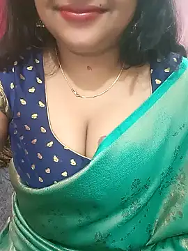 Snapshot of Ashwini_Gowda_91 chatting on December 11, 5:37 pm Ashwini Gowda 91 online show from December 11, 5:37 pm