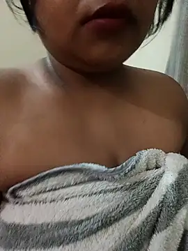 Snapshot of Ashwini_Gowda_91 chatting on February 22, 12:05 am Ashwini Gowda 91 online show from February 22, 12:05 am