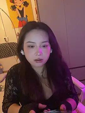 lih218866 online show from April 1, 3:31 pm