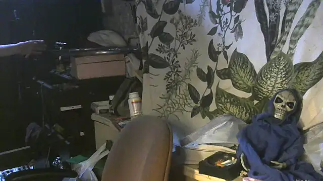 Snapshot of spacegirlll chatting on February 26, 11:26 pm spacegirlll online show from February 26, 11:26 pm