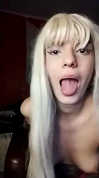 Snapshot of spacegirlll chatting on March 14, 4:32 am spacegirlll online show from March 14, 4:32 am