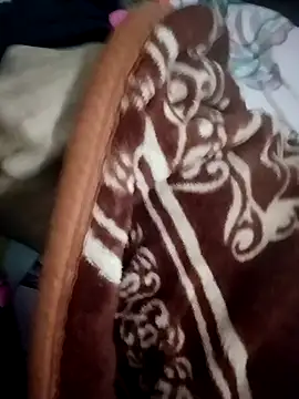 Snapshot of zoya_khan25 chatting on December 5, 3:28 pm zoya khan25 online show from December 5, 3:28 pm