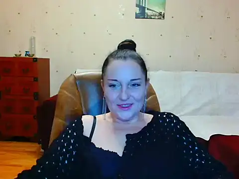 Alice3694 online show from January 8, 4:37 am